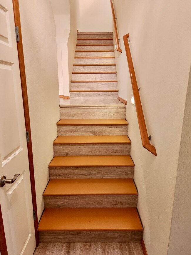 Building Photo - Beautiful 3 Bed / 2.5 Bath Townhome in Lake Stevens