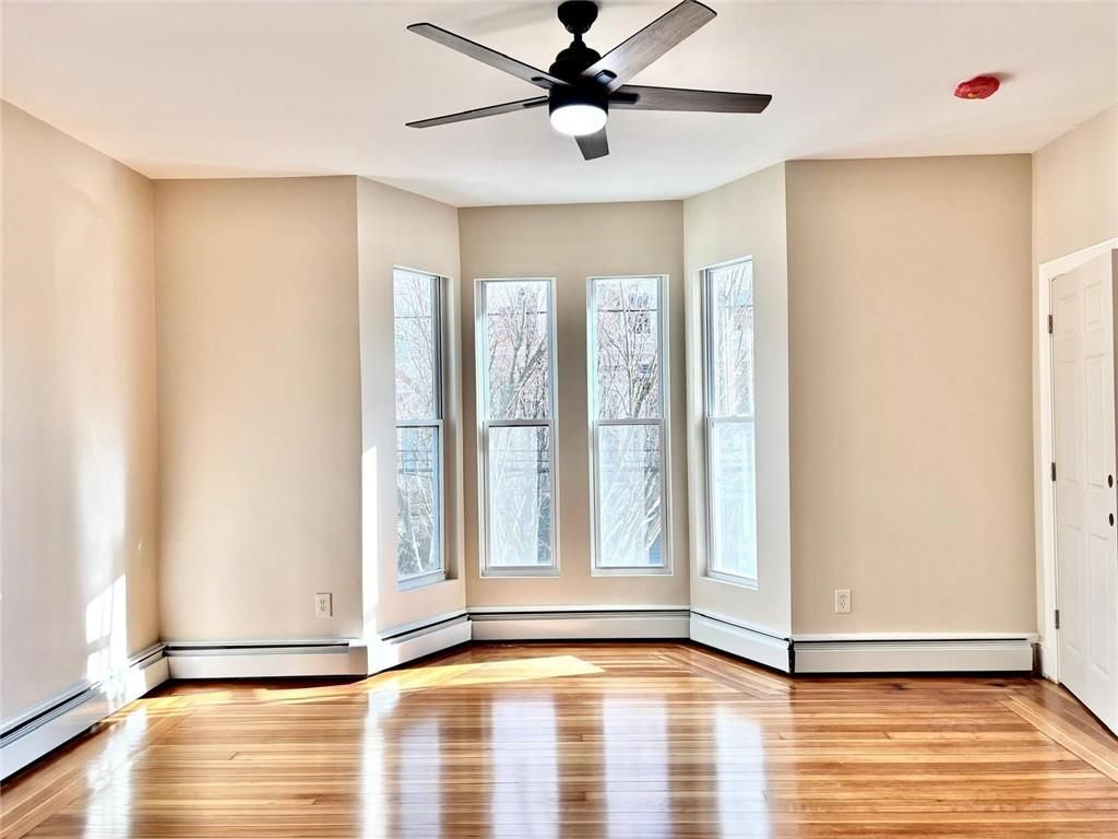 Building Photo - 41 Hudson St