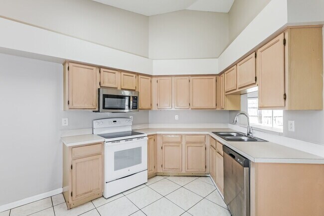 Building Photo - 4706 N Dawnmeadow Ct