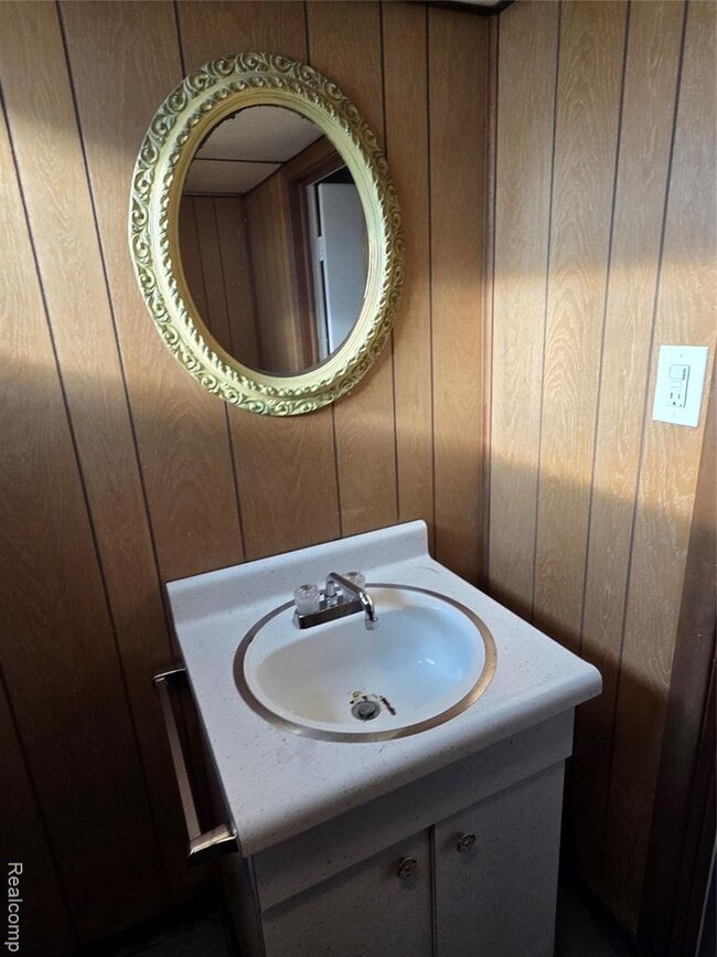 Building Photo - 5274 Nottingham Rd