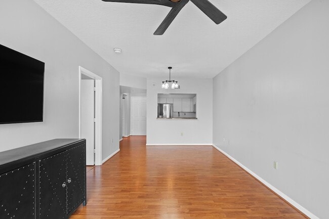 Building Photo - 3020 NE 32nd Ave