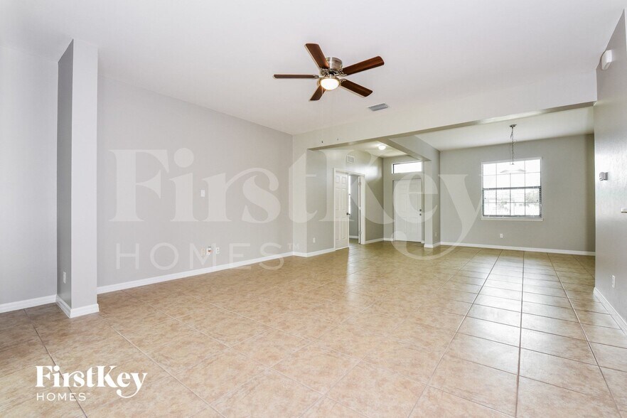 Building Photo - 1814 SW 22nd St