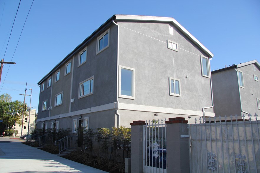 Building Photo - 7359 Kester Ave