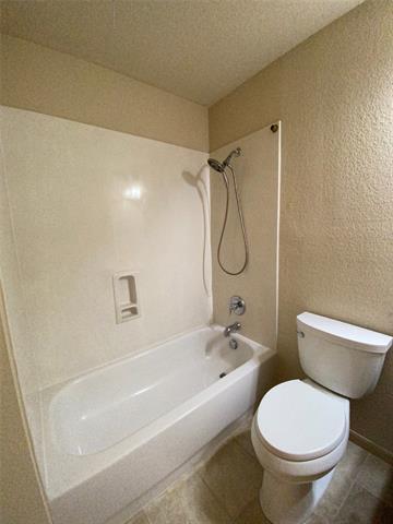 Building Photo - 9105 Tidball Dr