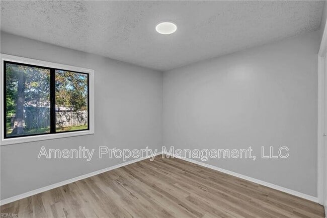 Building Photo - 602 Celey St