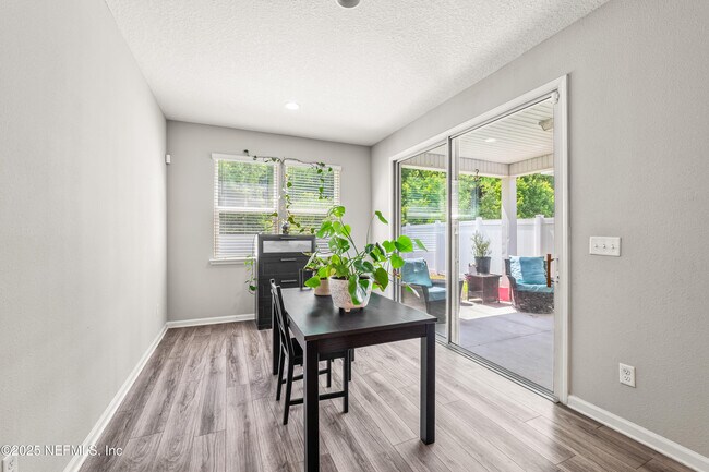 Building Photo - 2953 Alpin Dr