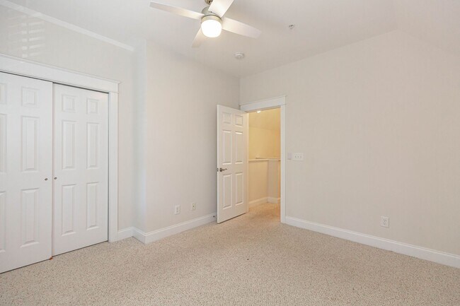 Building Photo - 3376 Baldwin Ln