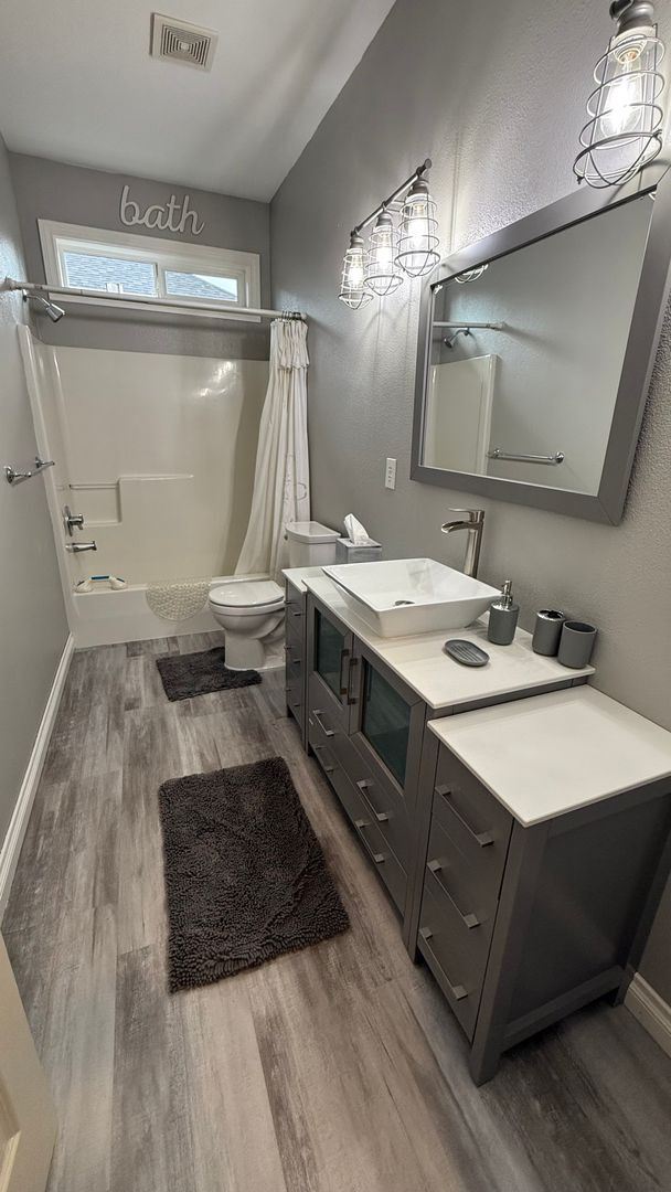 Building Photo - RARE Single Level 3-Bed Home in Coveted McKenna Ridge, Happy Valley - Video