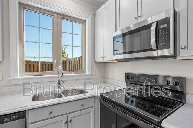 Building Photo - 4752 Willowstone Dr