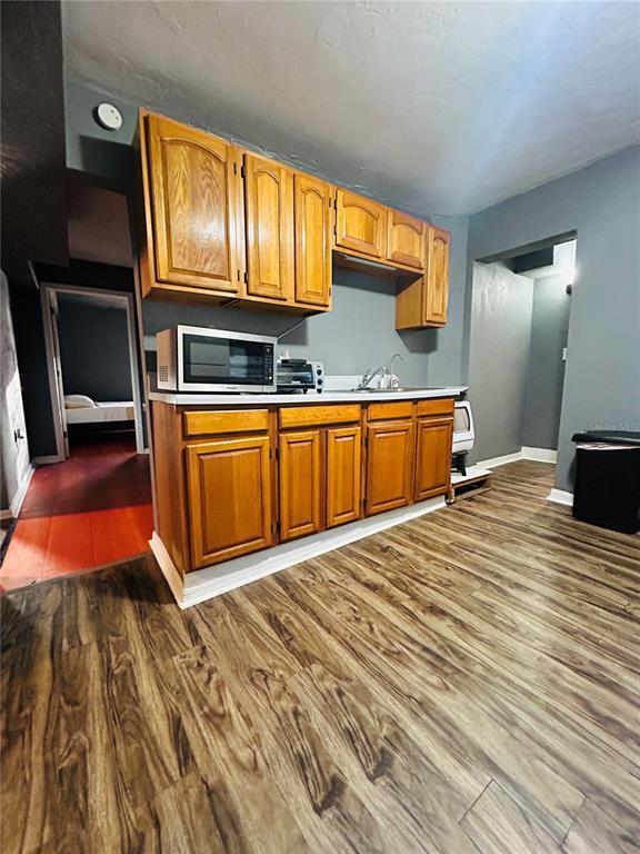 Building Photo - 1027 SE 5th Ave