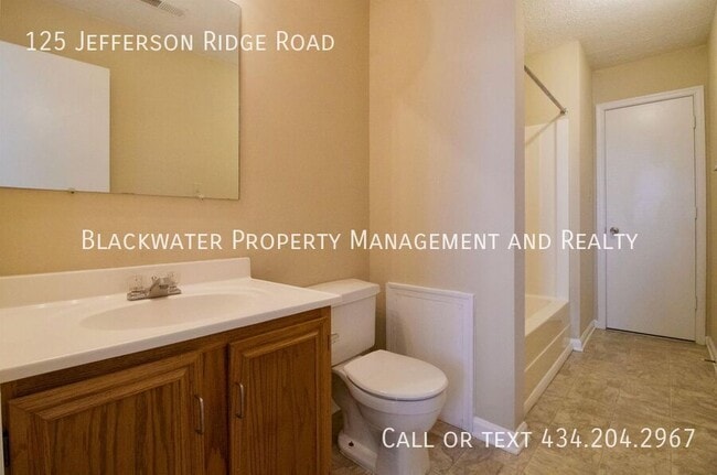 Building Photo - 125 Jefferson Ridge Rd