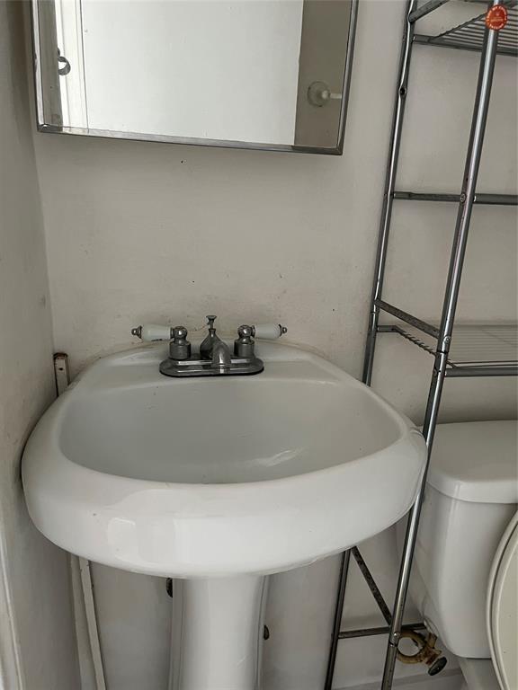 Building Photo - 1939 Richmond Ave.