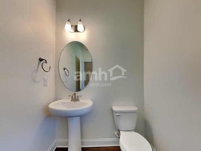 Building Photo - 14114 Millers Creek Ln