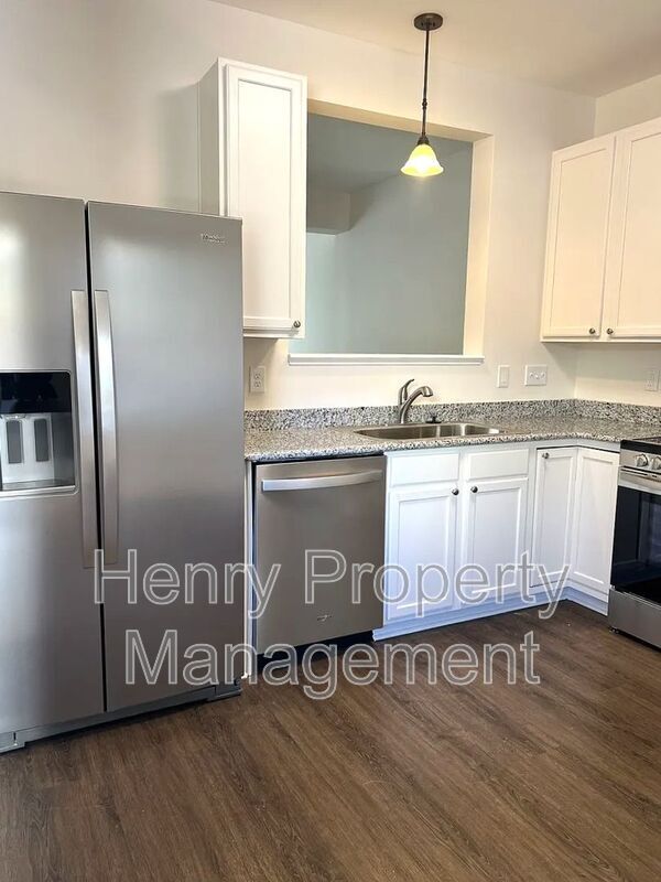 Building Photo - 134 Forthview Way