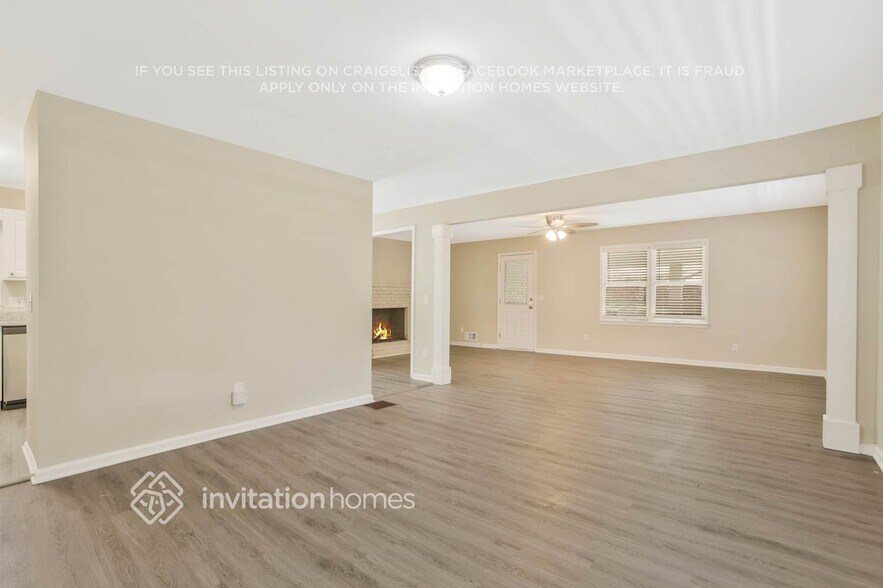 Building Photo - 107 Huntwood Dr