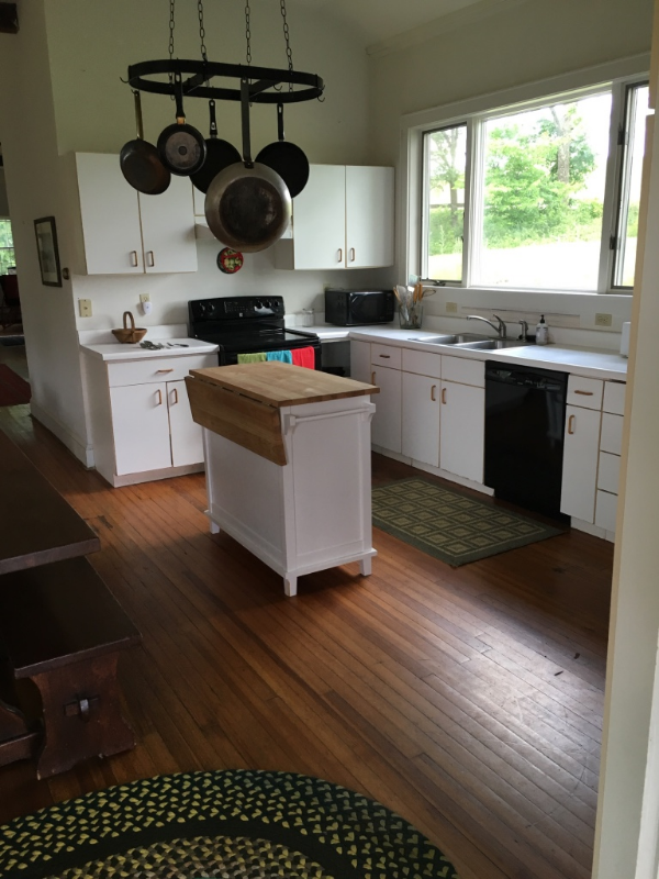 Building Photo - 36 Willowdale Farm Rd