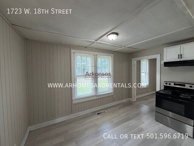 Building Photo - 1723 W 18th St