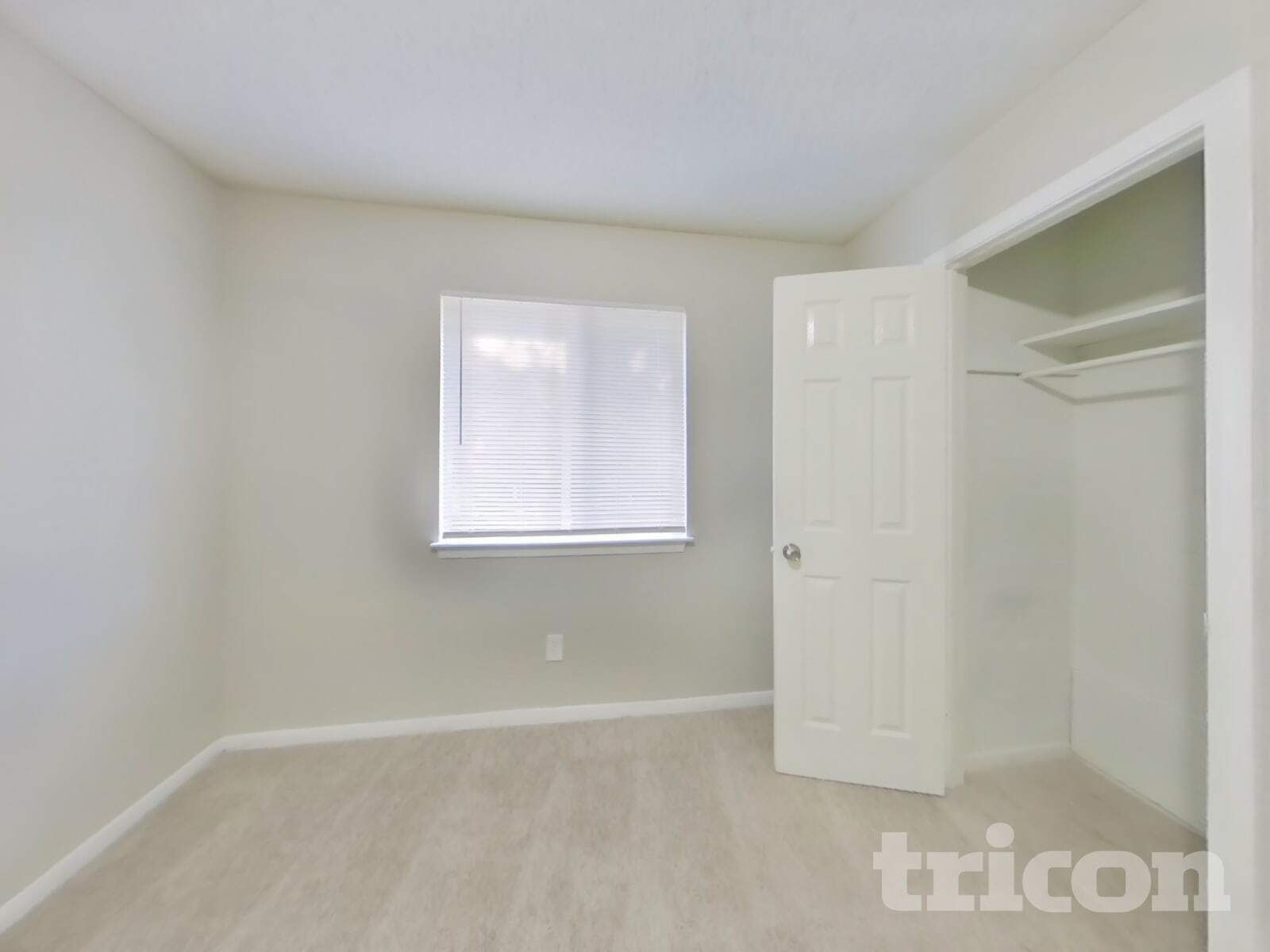 Building Photo - 19902 Burle Oak Dr