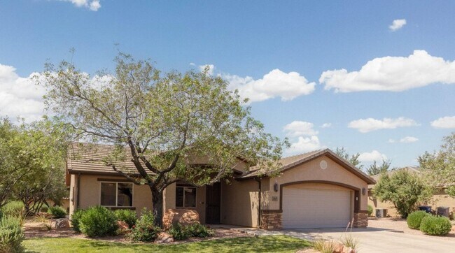 Building Photo - 357 W 225 S