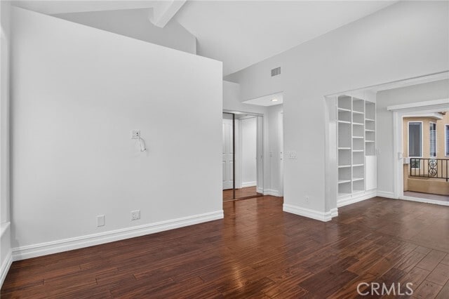 Building Photo - 207 18th St