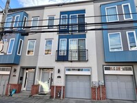 Building Photo - Gorgeous 3-Bedroom Townhome with One-Car G...