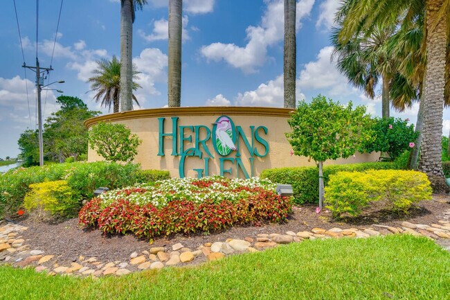 Building Photo - 2130 Rio Nuevo Dr