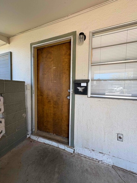 Building Photo - 2603 W Alameda St