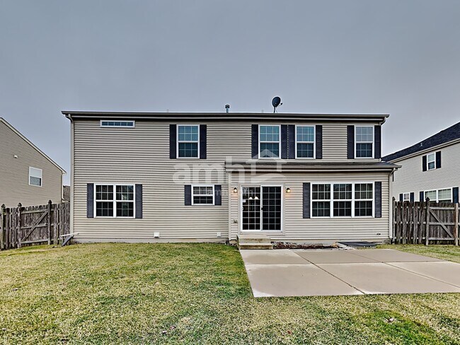 Building Photo - 255 Springwood Dr