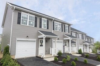 Building Photo - 2033 Arey Ln