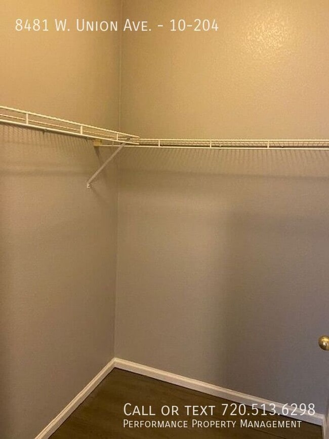 Building Photo - 8481 W Union Ave