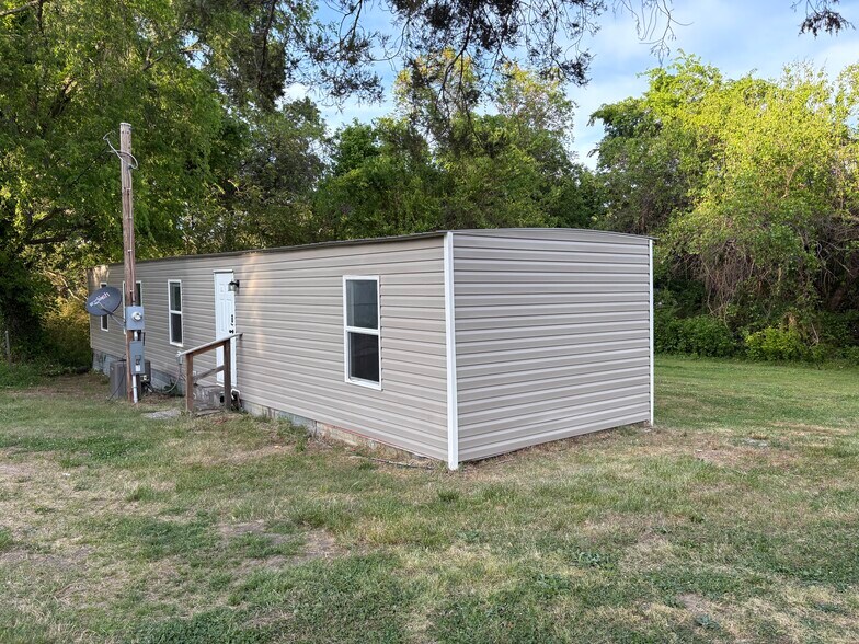 Building Photo - 1031 Cowford Rd