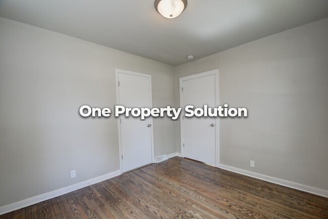 Building Photo - 4854 Jefferson St