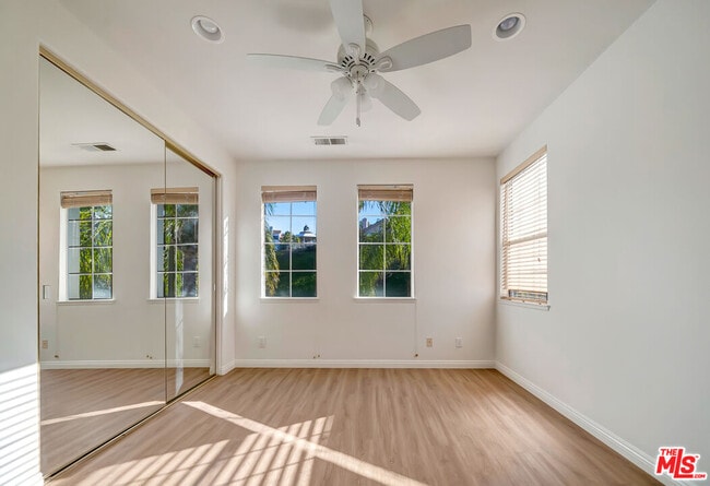 Building Photo - 24819 Cll Cedro