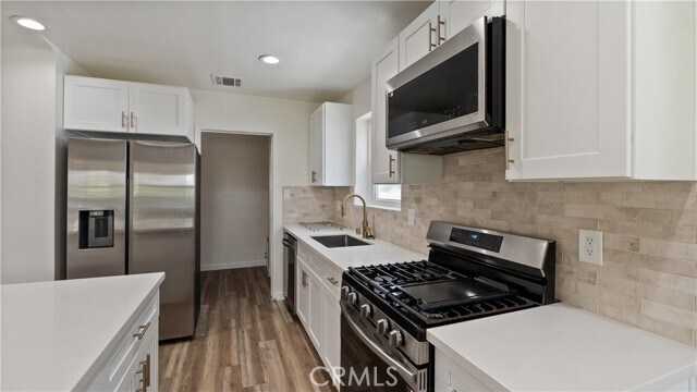 Building Photo - 9427 S 2nd Ave