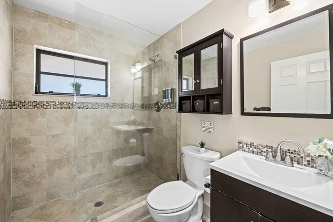 Building Photo - 1601 NE 63rd St