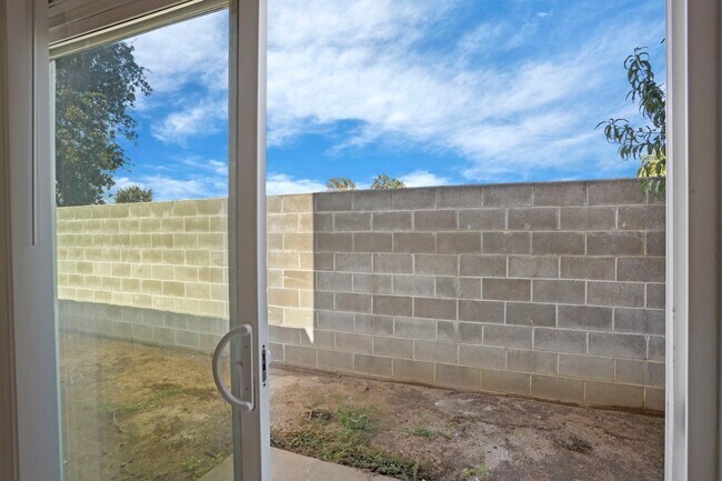 Building Photo - 3557 Merced Ave