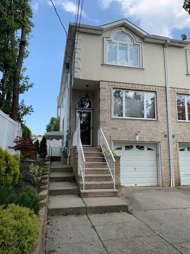 151 Ridgewood Ave 151 Ridgewood Ave Staten Island NY 10312