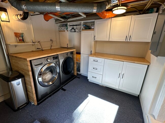 Building Photo - 819 Villa Vista St