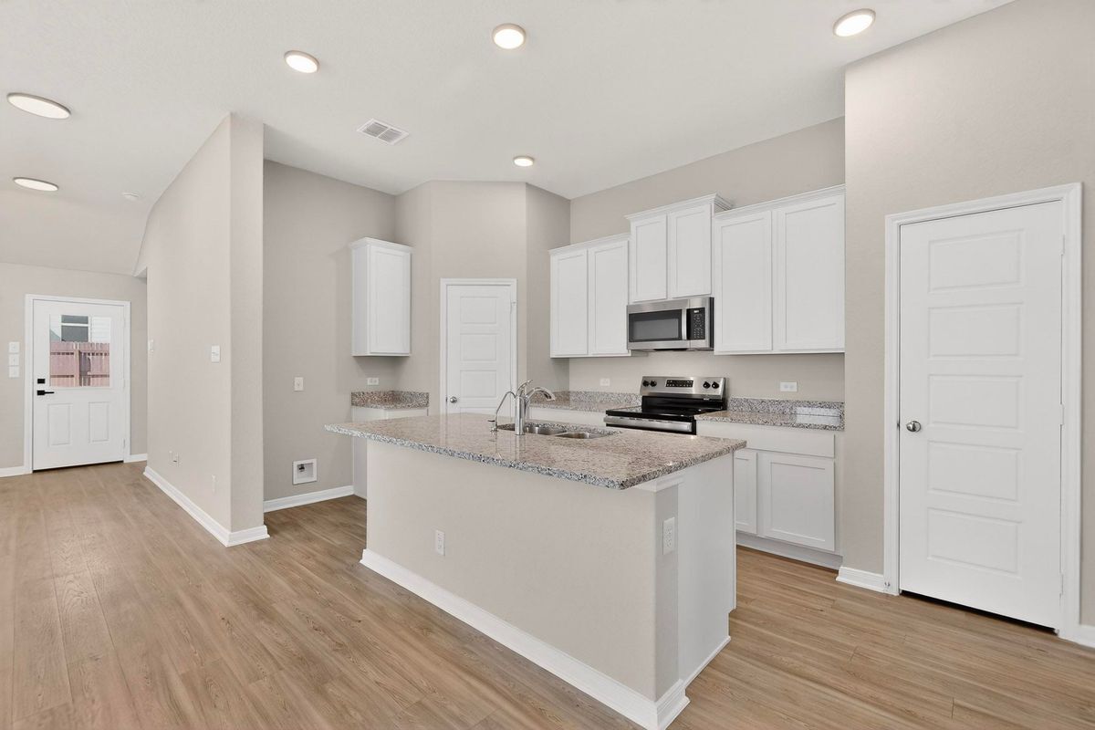 Building Photo - 1160 Water Valley