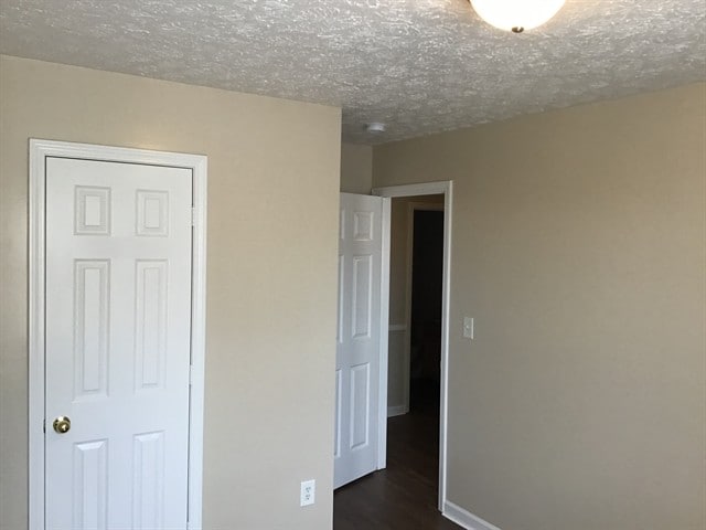 Building Photo - 5622 Decatur Ridge Dr