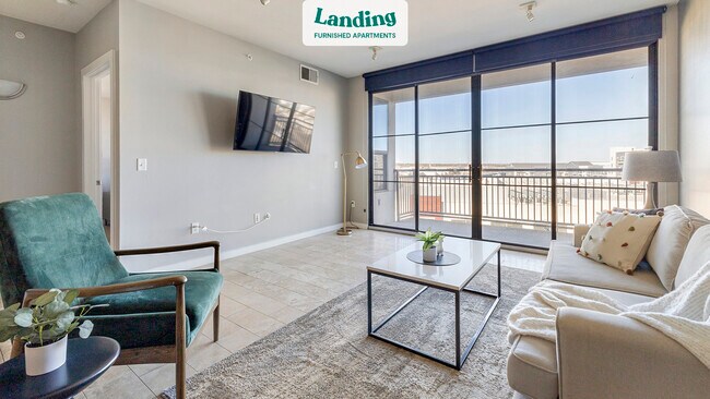 Building Photo - 900 Matisse Dr