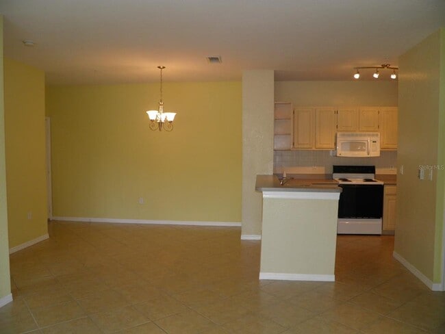 Building Photo - 8907 Legacy Ct