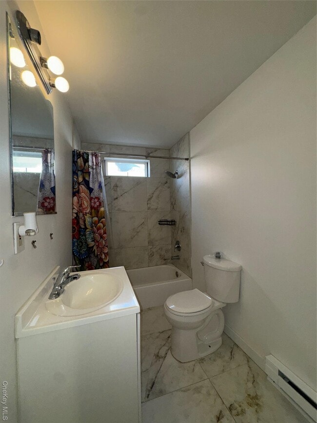 Building Photo - 88 Main St