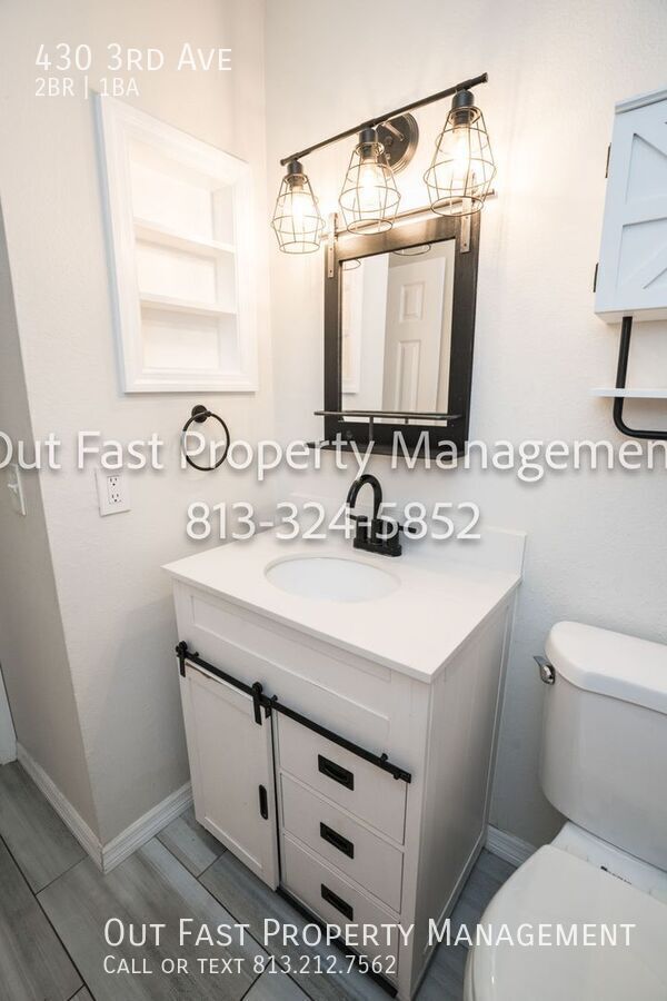 Building Photo - 430 3rd Ave