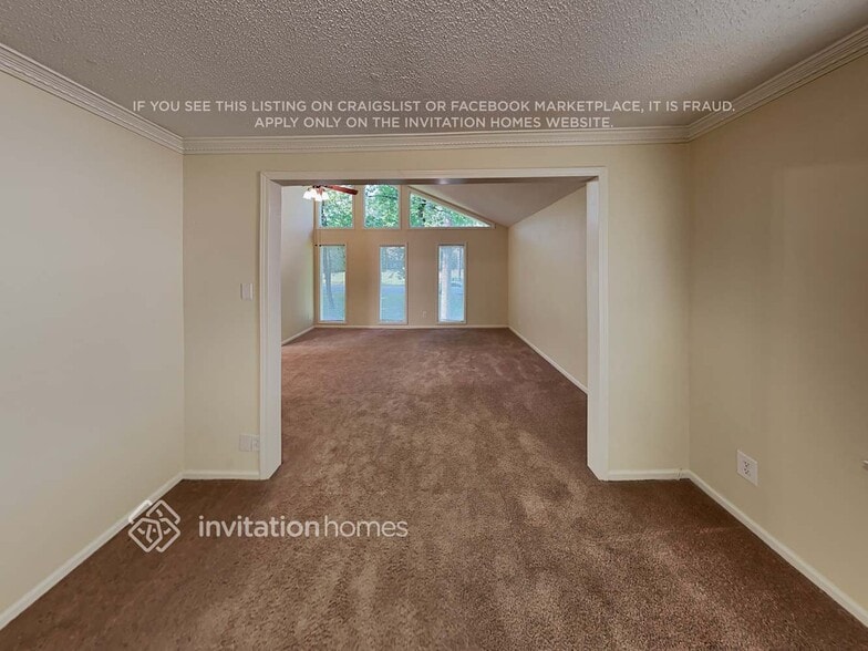 Building Photo - 1144 Aurora Ct