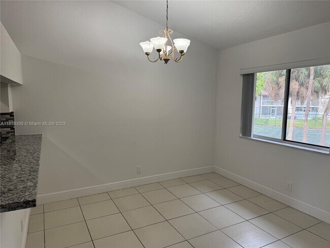 Building Photo - 13910 SW 91st Terrace