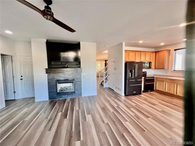 Building Photo - 230 Bonanza Dr
