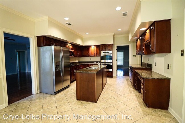 Building Photo - 4 br, 3.5 bath House - 3411 S. Tournament Dr