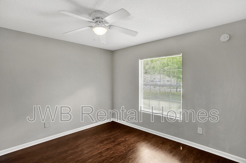 Building Photo - 12303 Harts Rd