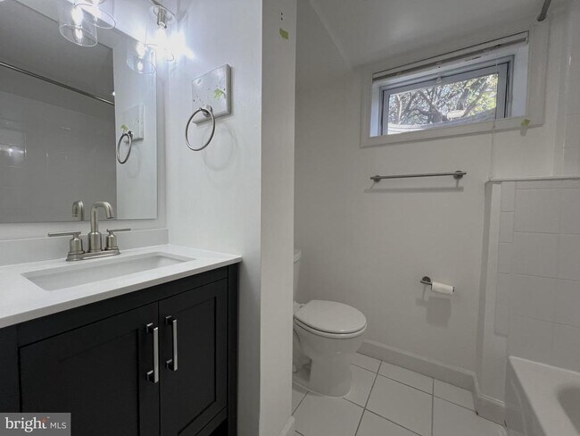 Building Photo - 1201 Allendale Rd